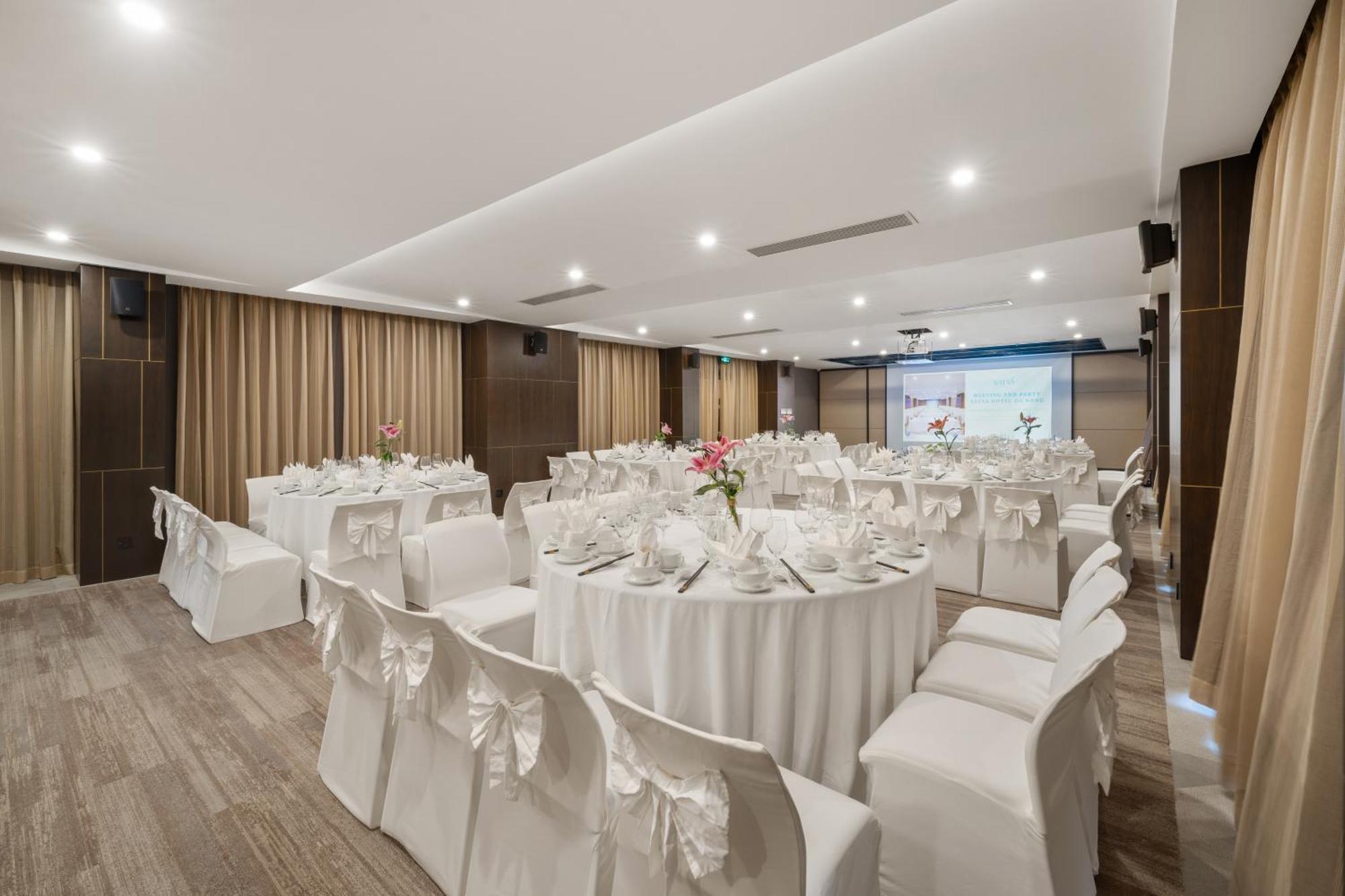Satya Da Nang Hotel Han Market Εξωτερικό φωτογραφία